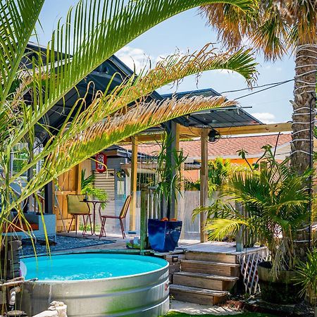 World Solo Travel'S Welcomed At St Pete Home St. Petersburg Kültér fotó